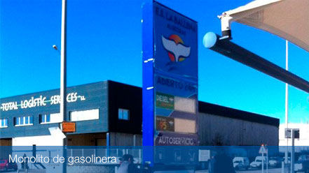 monolitos gasolineras