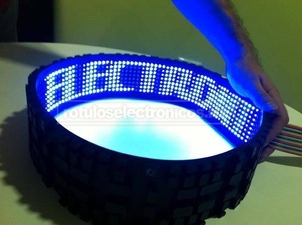 Oferta de carteles led flexibles de 98x8 cm. 128x8 px controladora y fuente incluidas