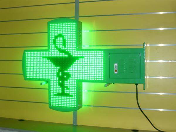 Cruz Verde de Farmacia de Alta Luminosidad 90x90 cm. con WiFi
